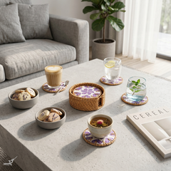 Souffle de Violette - Boxed set of 6 coasters in rattan and mother-of-pearl, purple floral pattern – staged view – Handcrafted product, handmade · Kuênia