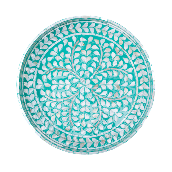 Lagonis - Grand plateau rond tout nacre, fond lagon turquoise et pétales irisés sur fond transparent – Produit artisanal fait à la main · Kuênia