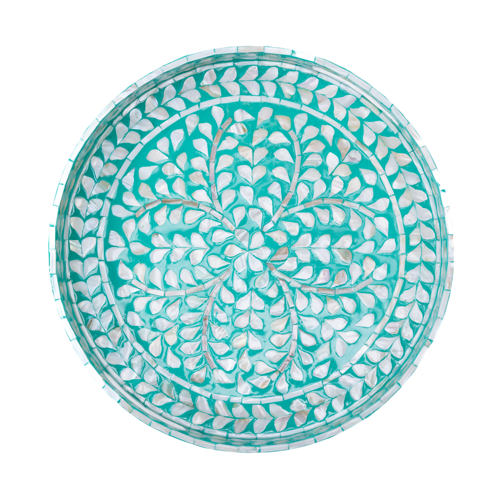Lagonis - Large round tray all mother-of-pearl, turquoise lagoon background and iridescent petals on transparent background – Handcrafted product, handmade · Kuênia