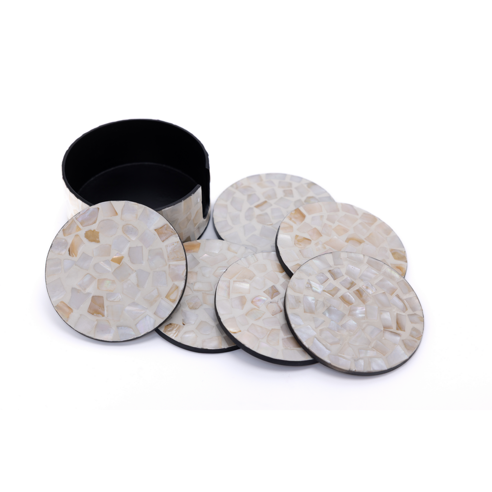 Écorces d'Ambre - Boxed set of 6 coasters all mother-of-pearl, white and amber mosaic pattern – view 4 – Handcrafted product, handmade · Kuênia