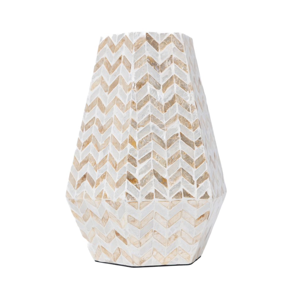 Prisma Largo - Vase large prismatique en marqueterie de nacre, motif chevrons dorés sur fond transparent – Produit artisanal fait à la main · Kuênia