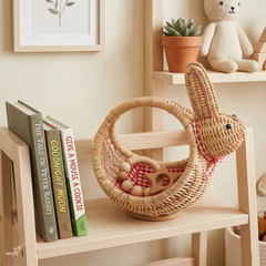 Taito - Rabbit-shaped basket in handwoven rattan – in-use view – Handcrafted product, handmade · Kuênia