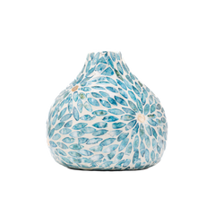 Celesto - Teardrop decorative vase in blue mother-of-pearl marquetry, floral pattern on transparent background – Handcrafted product, handmade · Kuênia